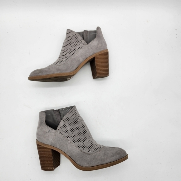Dolce Vita Suede Ankle Bootie Heels Size 8.5M Shoes Grey - Picture 9 of 15